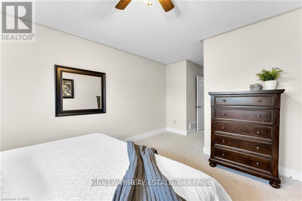 11 JACKSON COURT W - 23