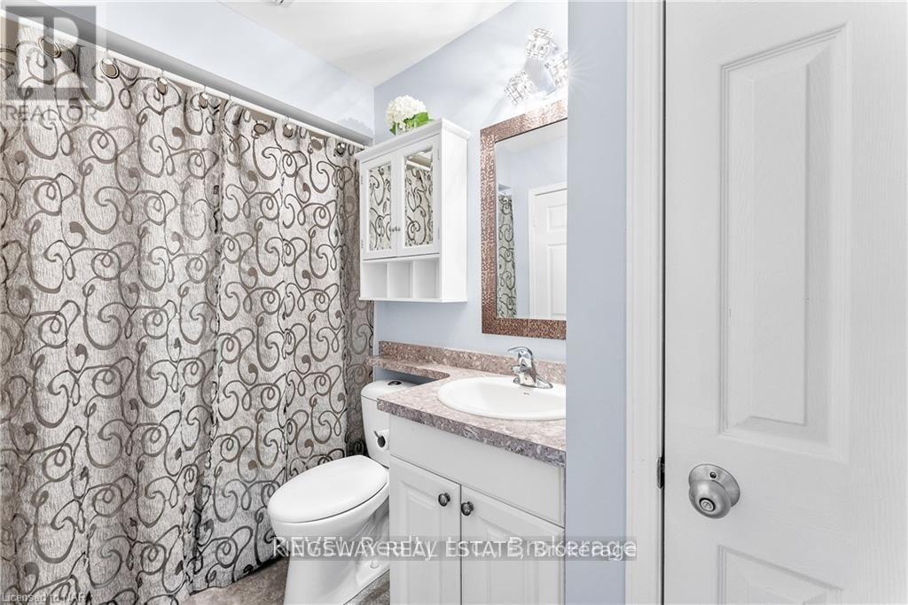 11 JACKSON COURT W - 25
