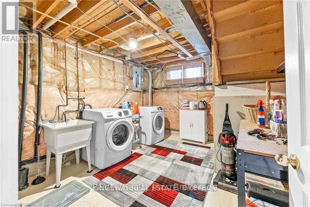 11 JACKSON COURT W - 35