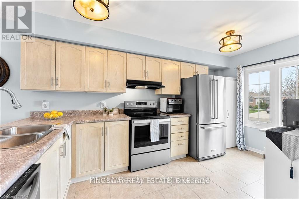 11 JACKSON COURT W - 7