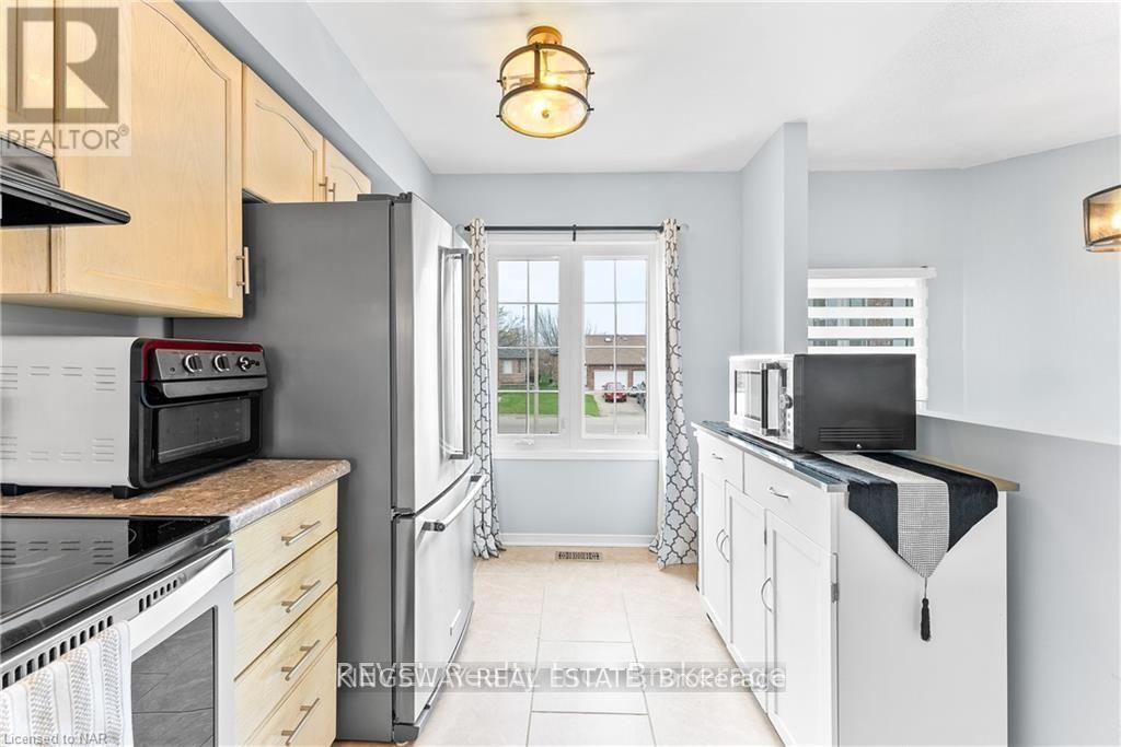 11 JACKSON COURT W - 8