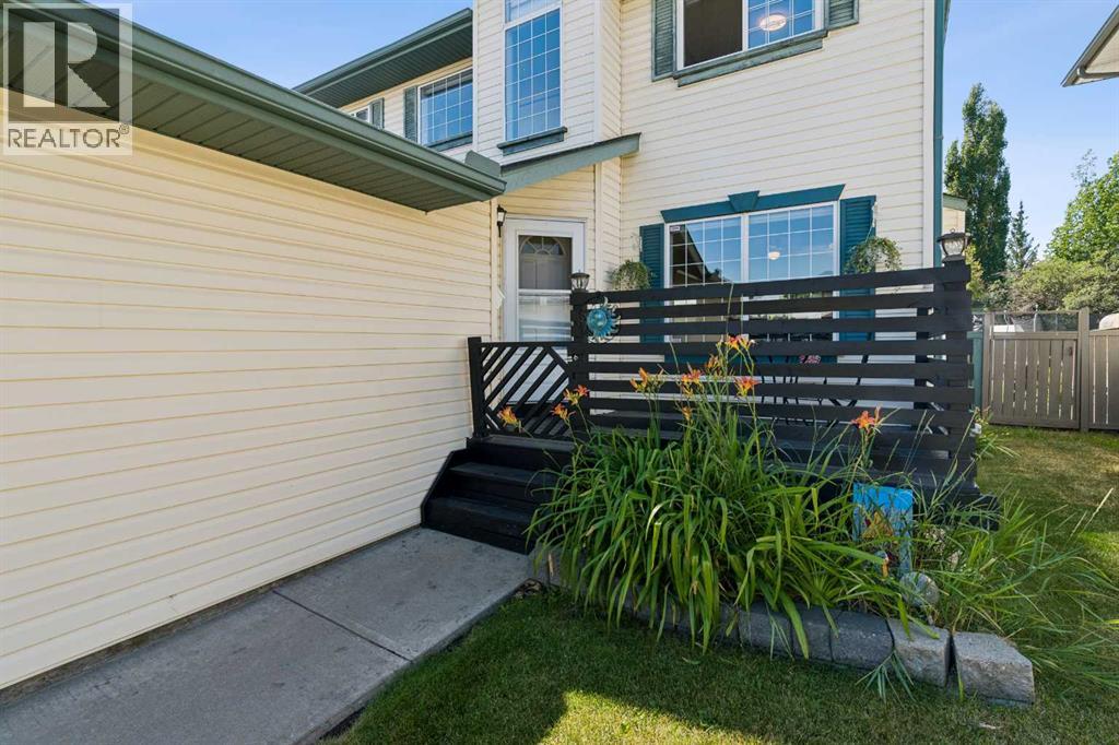 10433 Hidden Valley Drive NW, Hidden Valley, Calgary photo 2