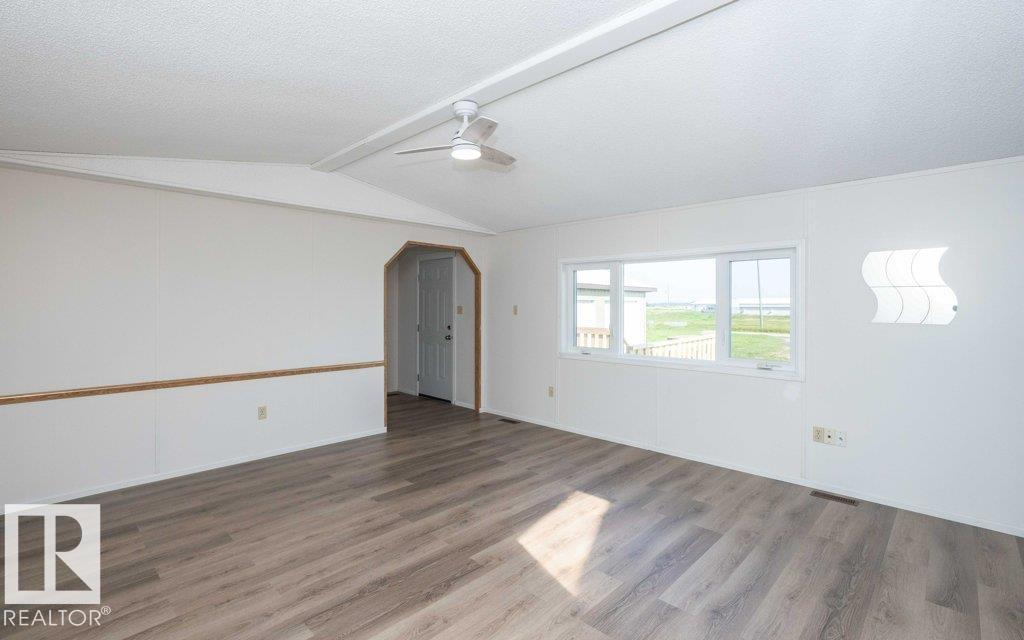 26417 Twp Rd 582 - 29