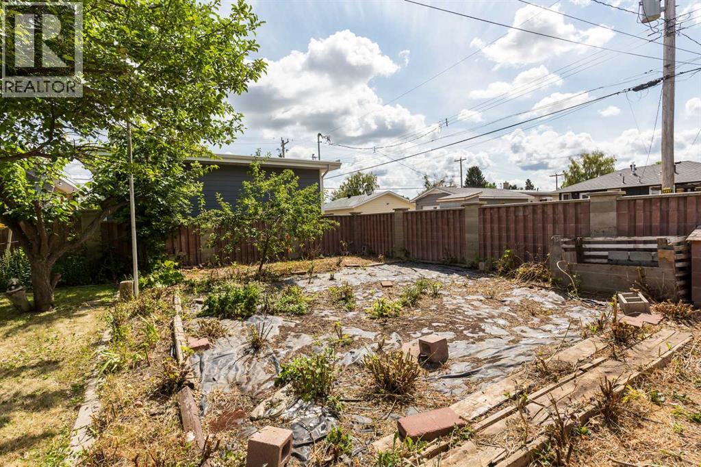 1734 16 Avenue S - Image 33