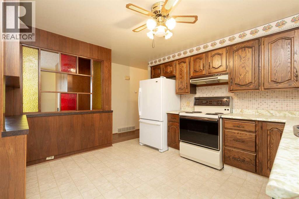 1734 16 Avenue S - Image 10