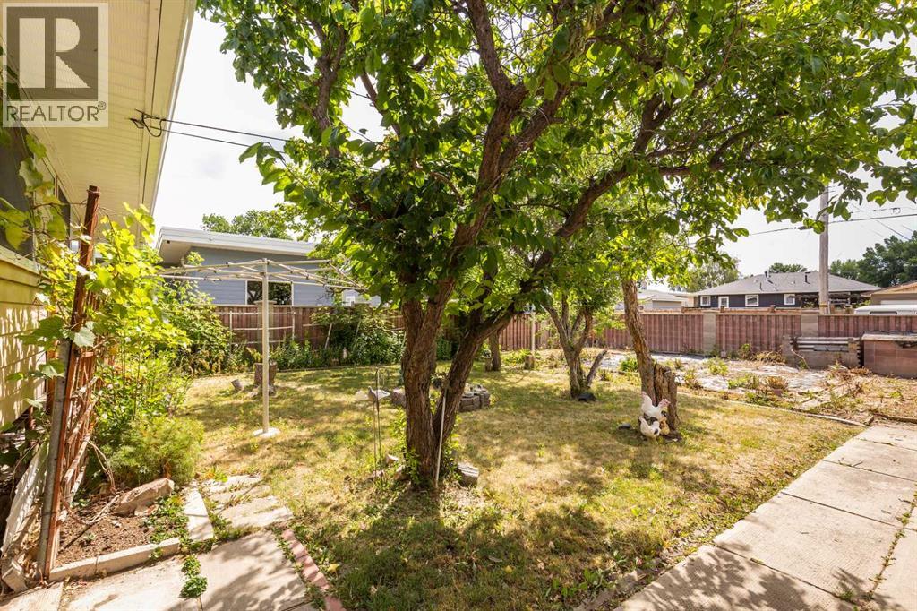 1734 16 Avenue S - Image 32