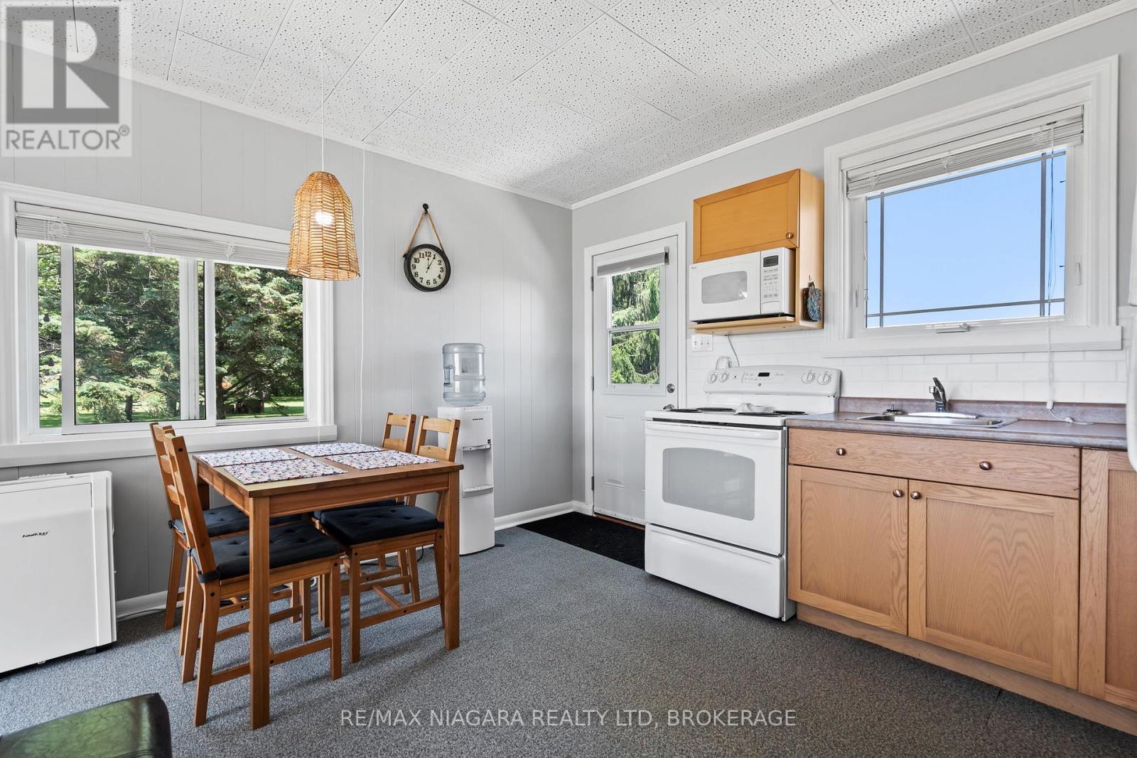 45 ERIE HEIGHTS LINE - Image 14