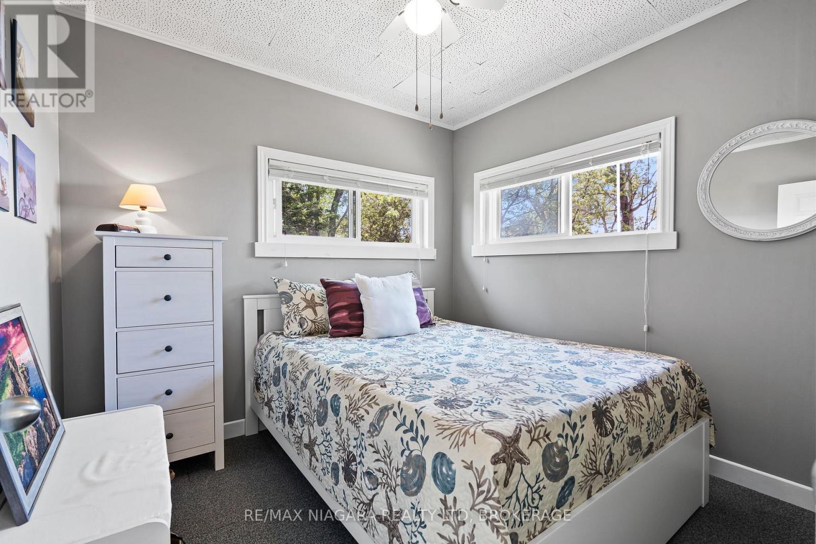 45 ERIE HEIGHTS LINE - 20