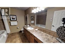 400 Bighorn Boulevard Unit# 415 H, Radium Hot Springs, BC V0A1M0 Photo 31