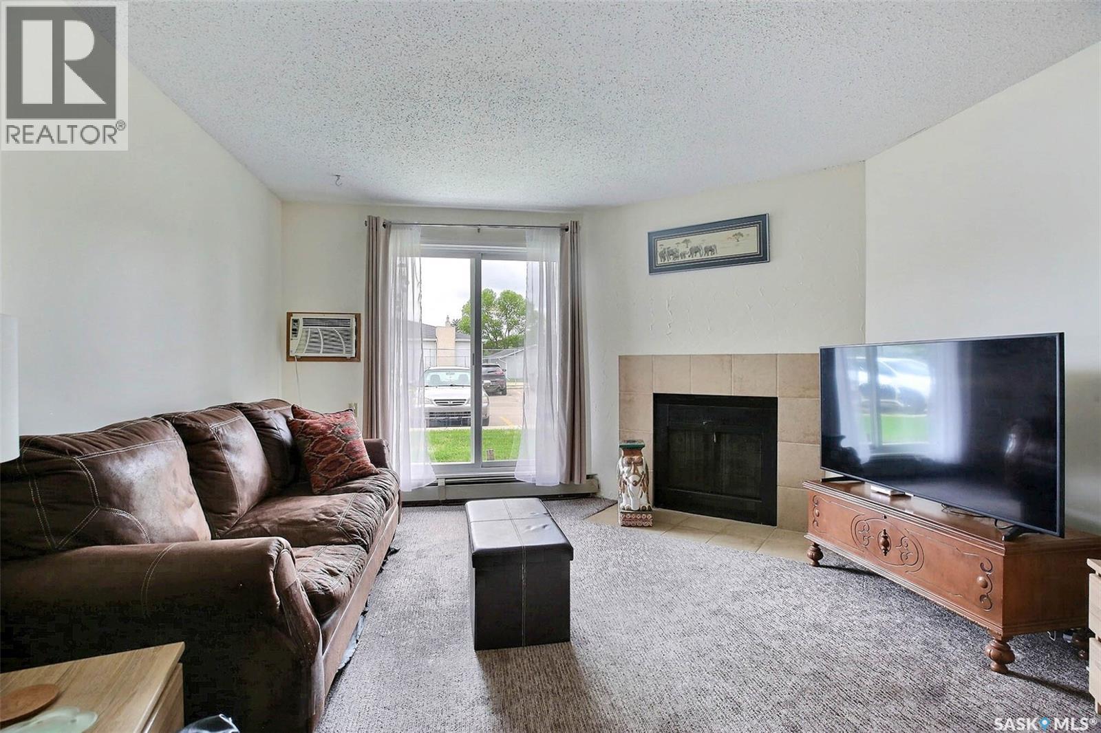 #505 2406 Heseltine ROAD - Image 13