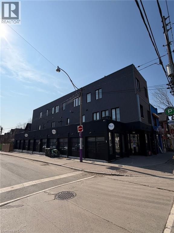 1415 GERRARD Street E - 3