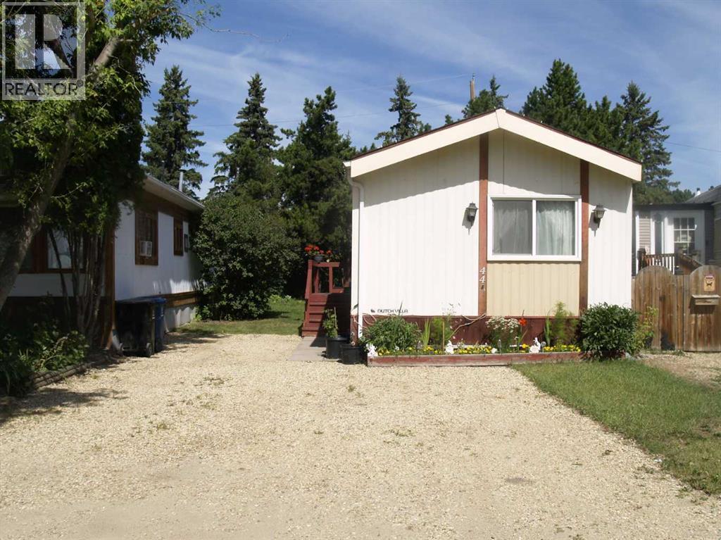 44A, 5500 Womacks Road, Blackfalds — photo 2