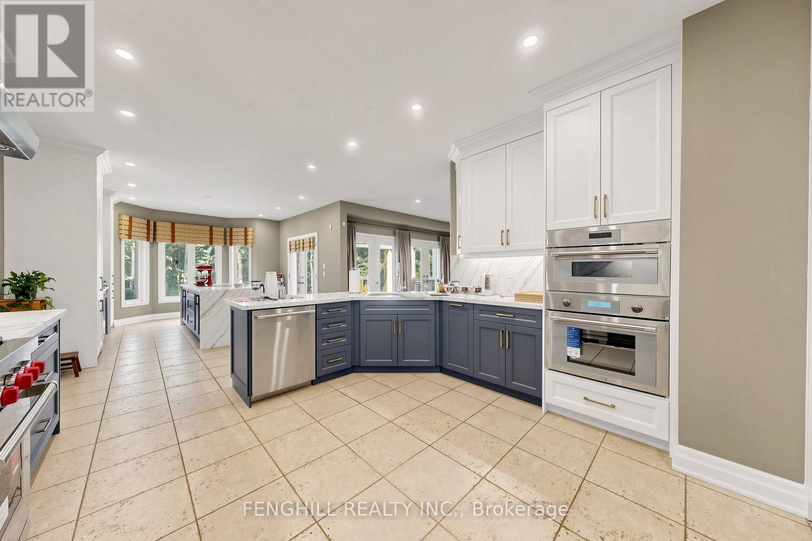 2 EARL COOK DRIVE - 22