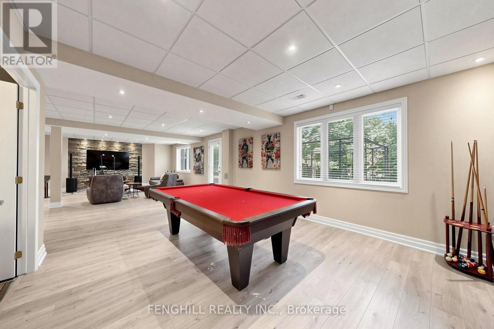 2 EARL COOK DRIVE - 43