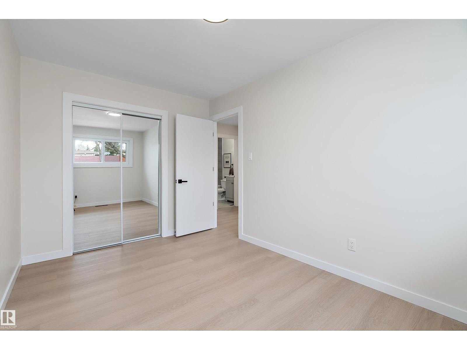 6411 152A AV NW - 26