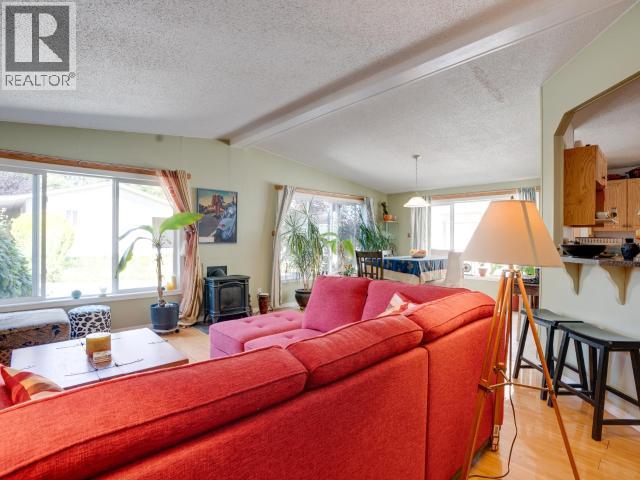 6-7520 NOOTKA STREET - 12