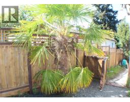 1404 Taunton St, Victoria, BC V8R1W9 Photo 27