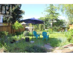 1404 Taunton St, Victoria, BC V8R1W9 Photo 29