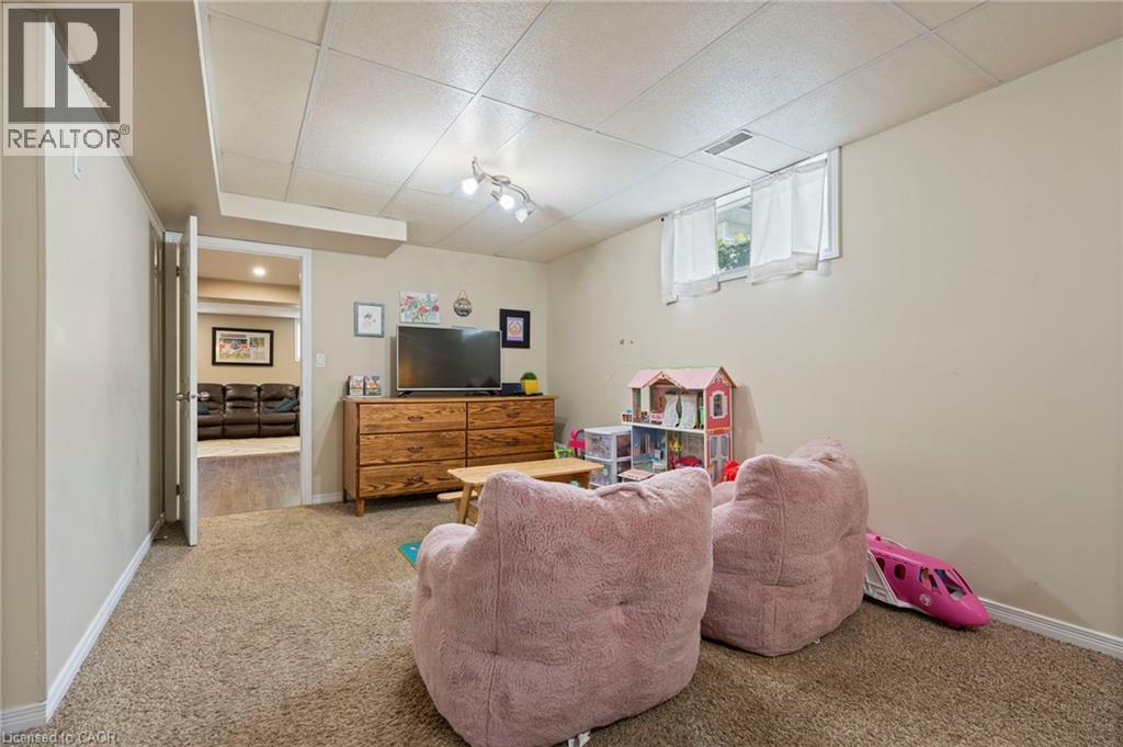 309 DOVER Avenue - 25