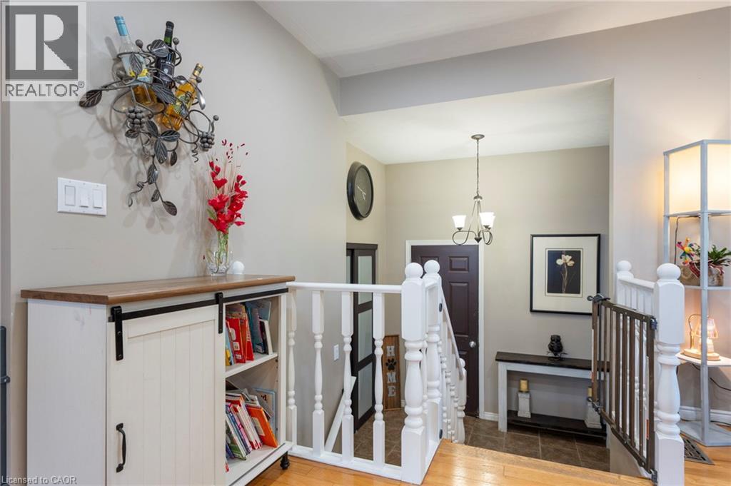 309 DOVER Avenue - 5