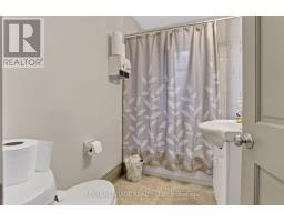 916 Brock Street South Street, Whitby, ON L1N4L6 Photo 13
