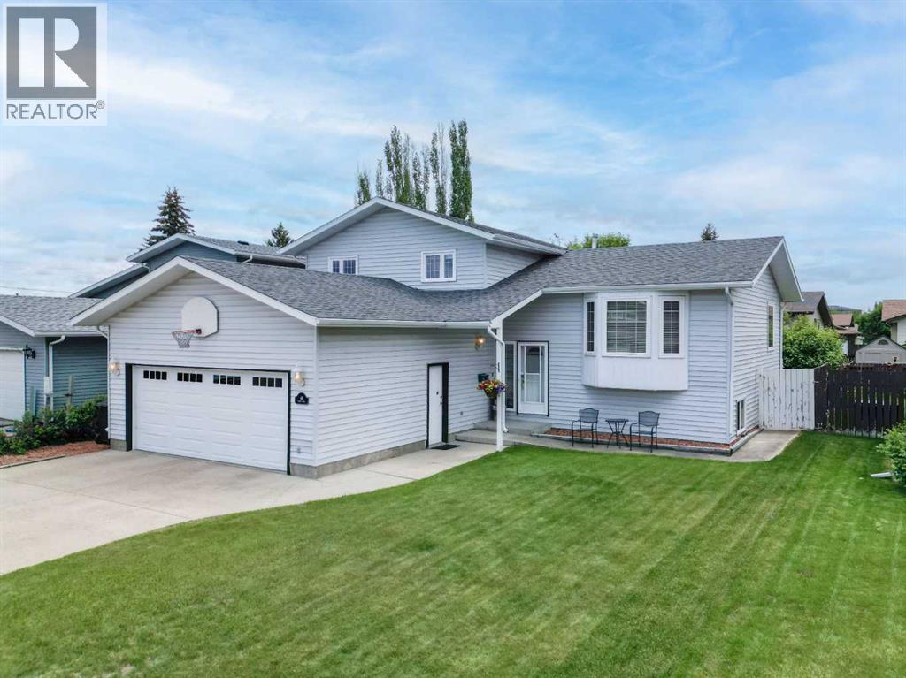 44 Huget Crescent, Red Deer — photo 2