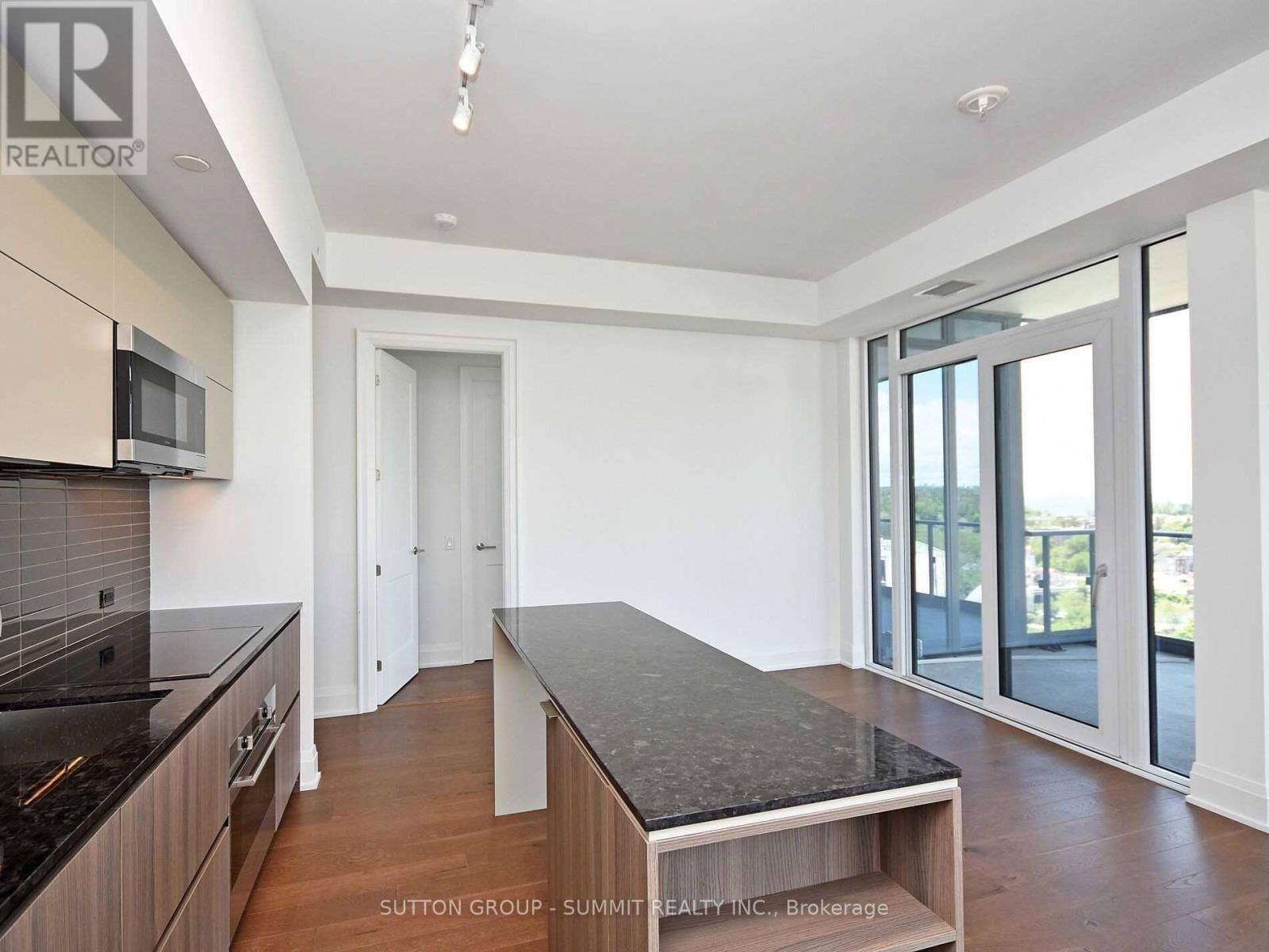 #1606 21 PARK STREET E - 24