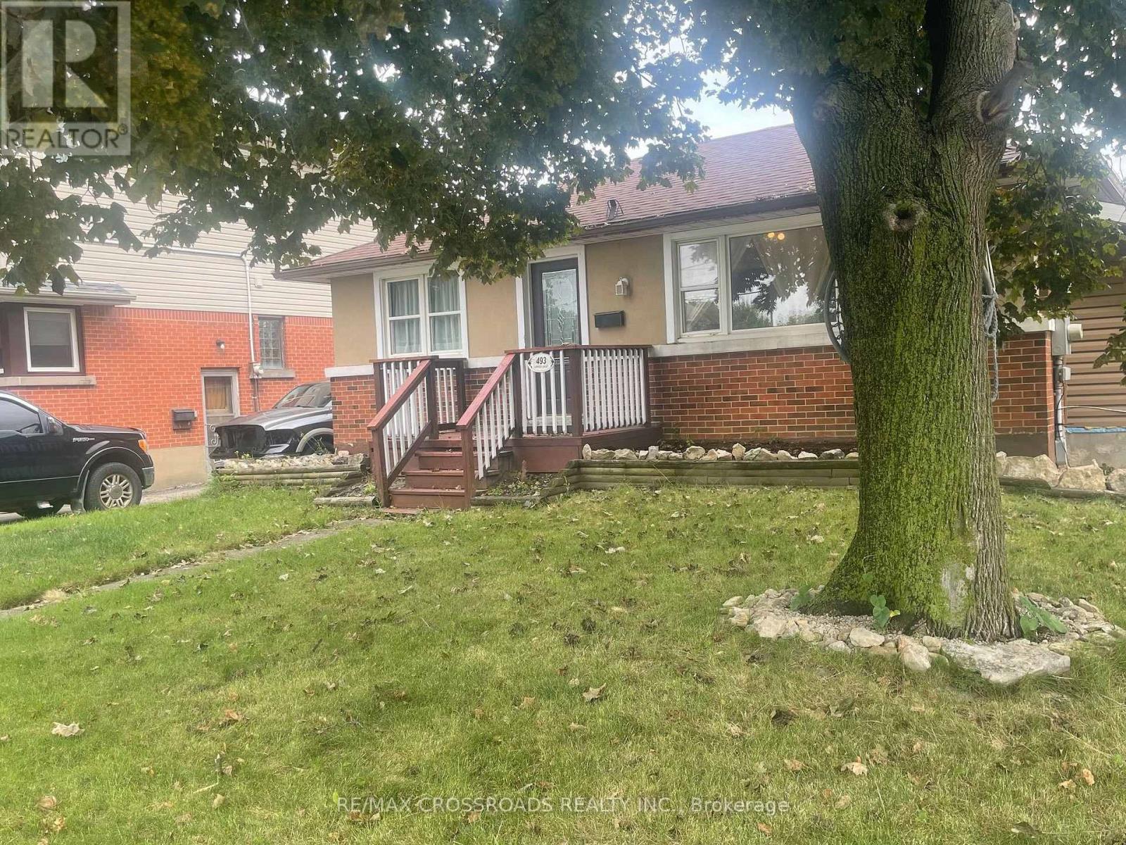 Photo of 493 Upper Gage Avenue