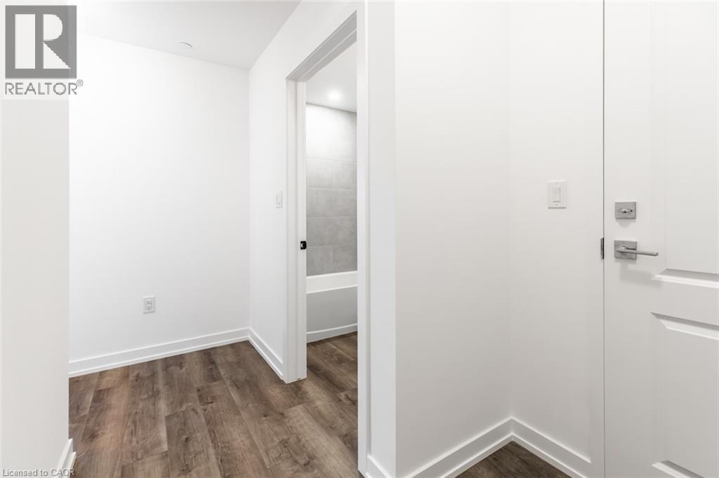 10 MALLARD Trail Unit# 238, Waterdown — photo 3