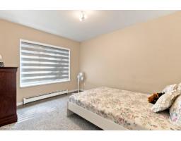 13755 93a Avenue, Surrey, BC V3V8A9 Photo 33