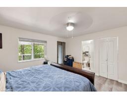 13755 93a Avenue, Surrey, BC V3V8A9 Photo 21