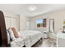 13755 93a Avenue, Surrey, BC V3V8A9 Photo 18