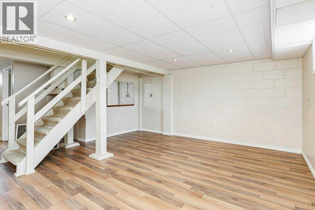 22 Poplar Crescent - Image 26
