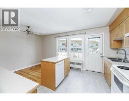 22 Poplar Crescent, Springbrook, AB T4S1V3 Photo 13