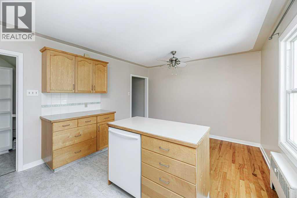 22 Poplar Crescent - Image 12