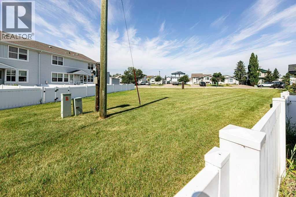 22 Poplar Crescent - Image 34