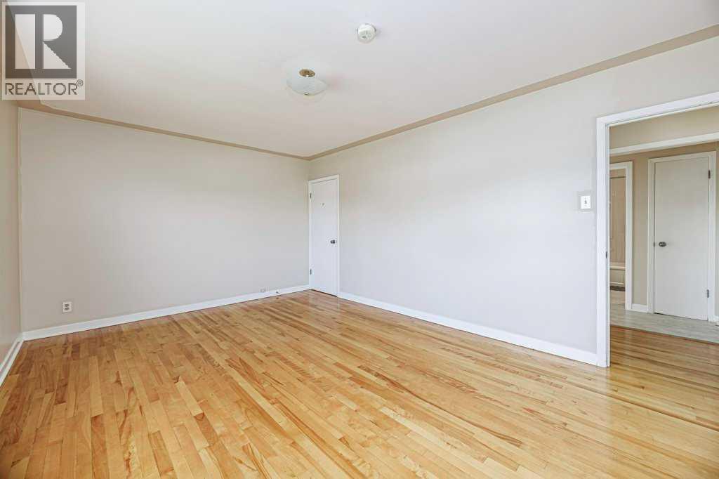 22 Poplar Crescent - Image 17