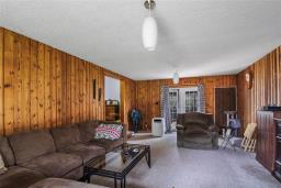 61 First Street N, Souris, MB R0K2C0 Photo 9