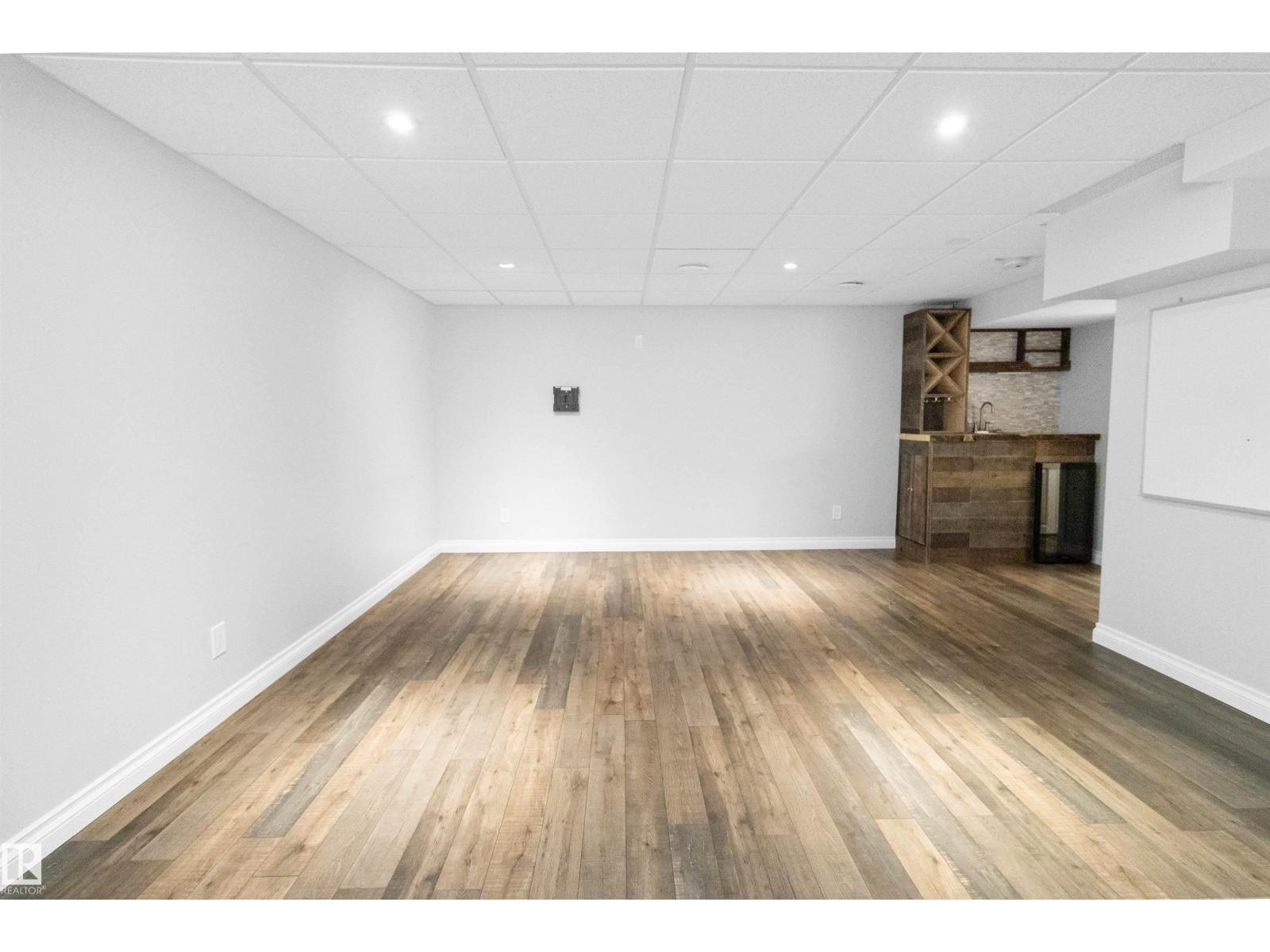 37 ROSEBERRY LN - Image 38