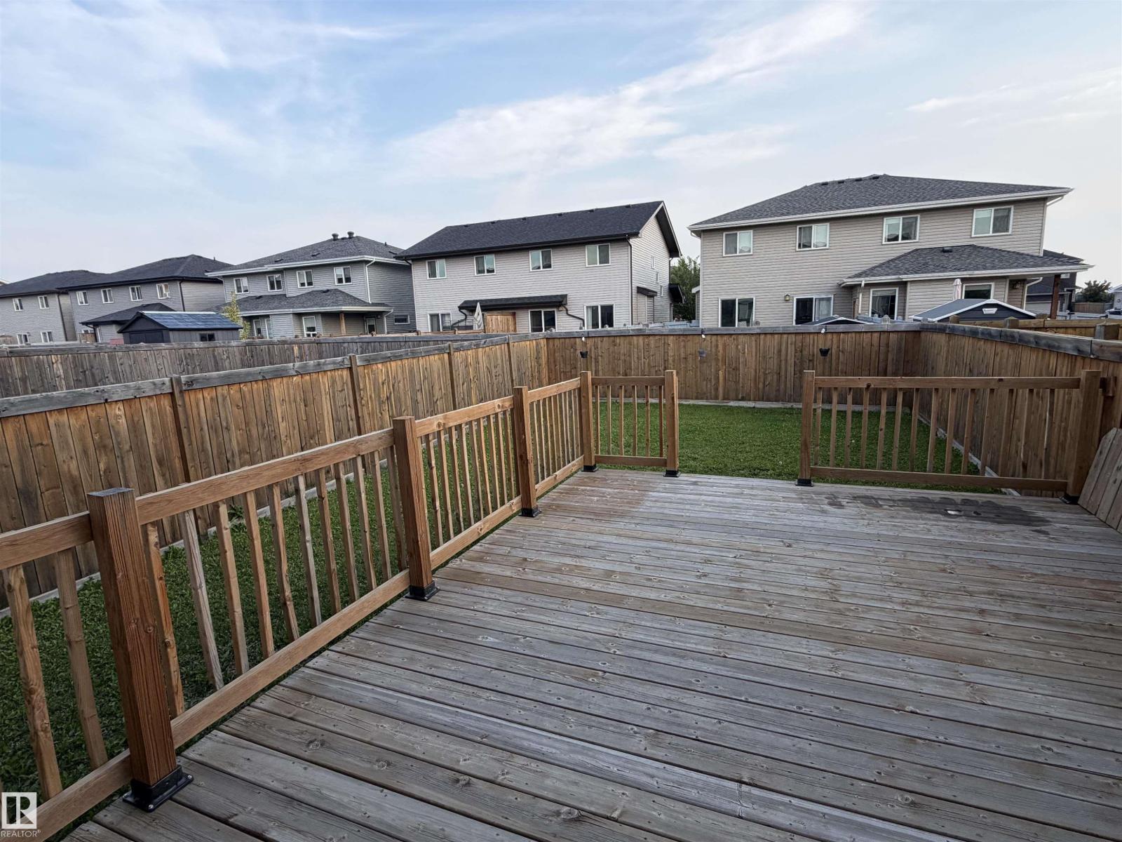 37 ROSEBERRY LN - 46