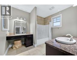 240117 210 Avenue W, Rural Foothills County, AB T0L1W4 Photo 32