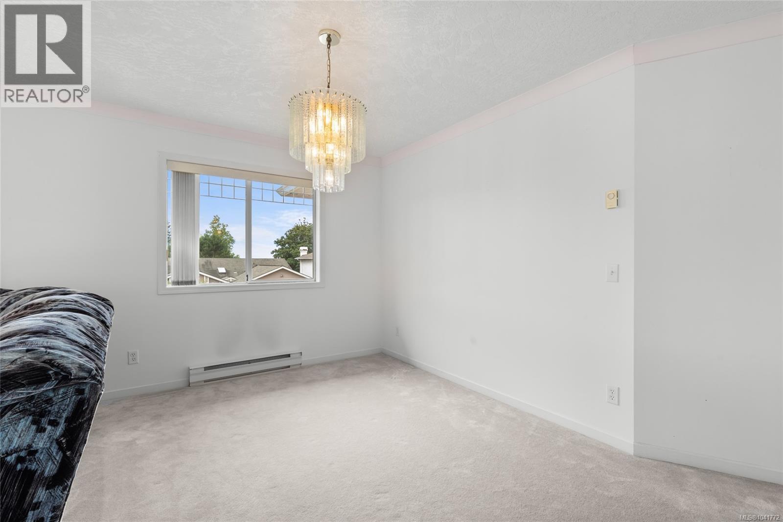1004 Adeline Pl - Image 12