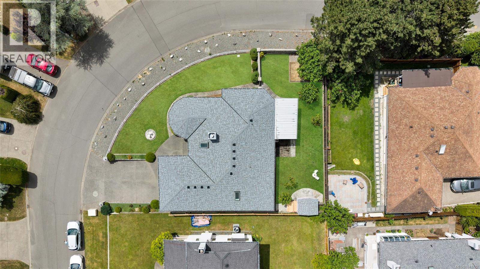 1004 Adeline Pl - 1