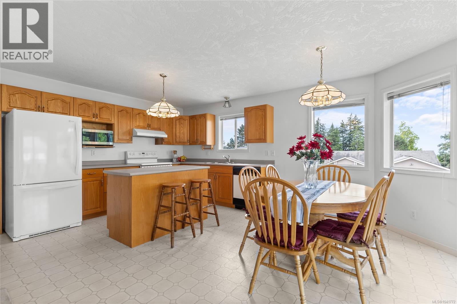 1004 Adeline Pl - Image 14