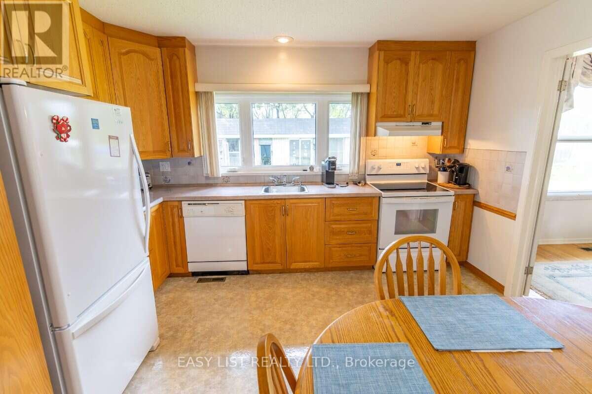 4 Bed, 3 Bath House for Sale in Ottawa – 1999 GARFIELD AVENUE, Ottawa – MLS# X13655542 - Image 9