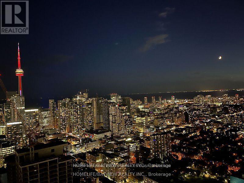 Photo of 488 University Avenue