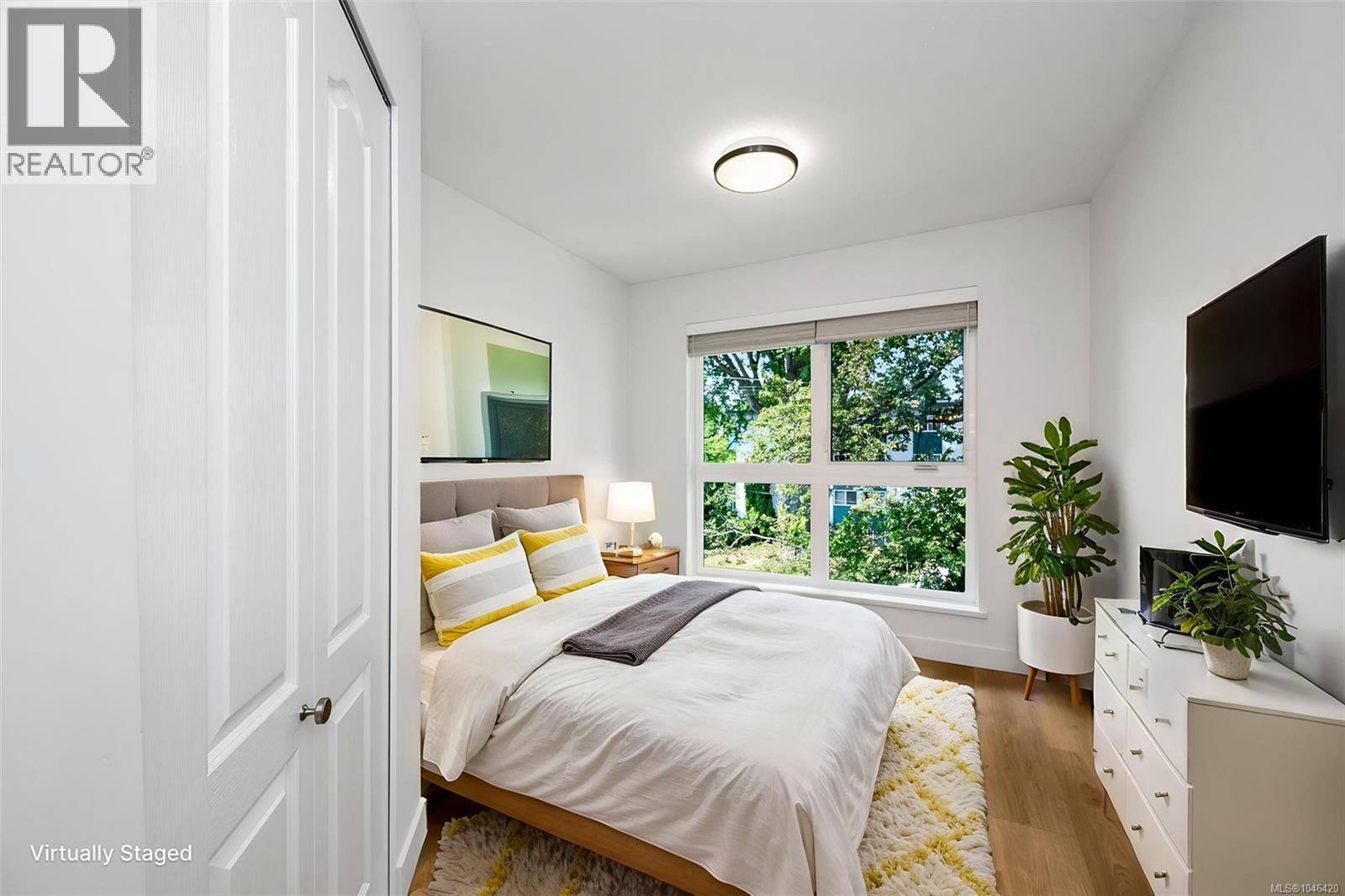 401 1501 Richmond Avenue, Victoria