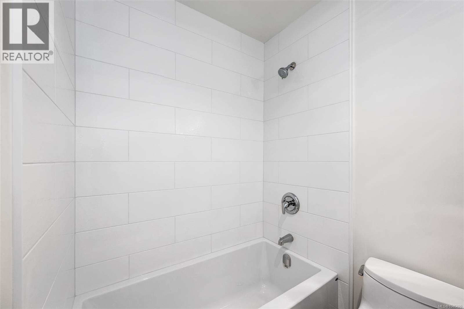 401 1501 Richmond Avenue, Victoria
