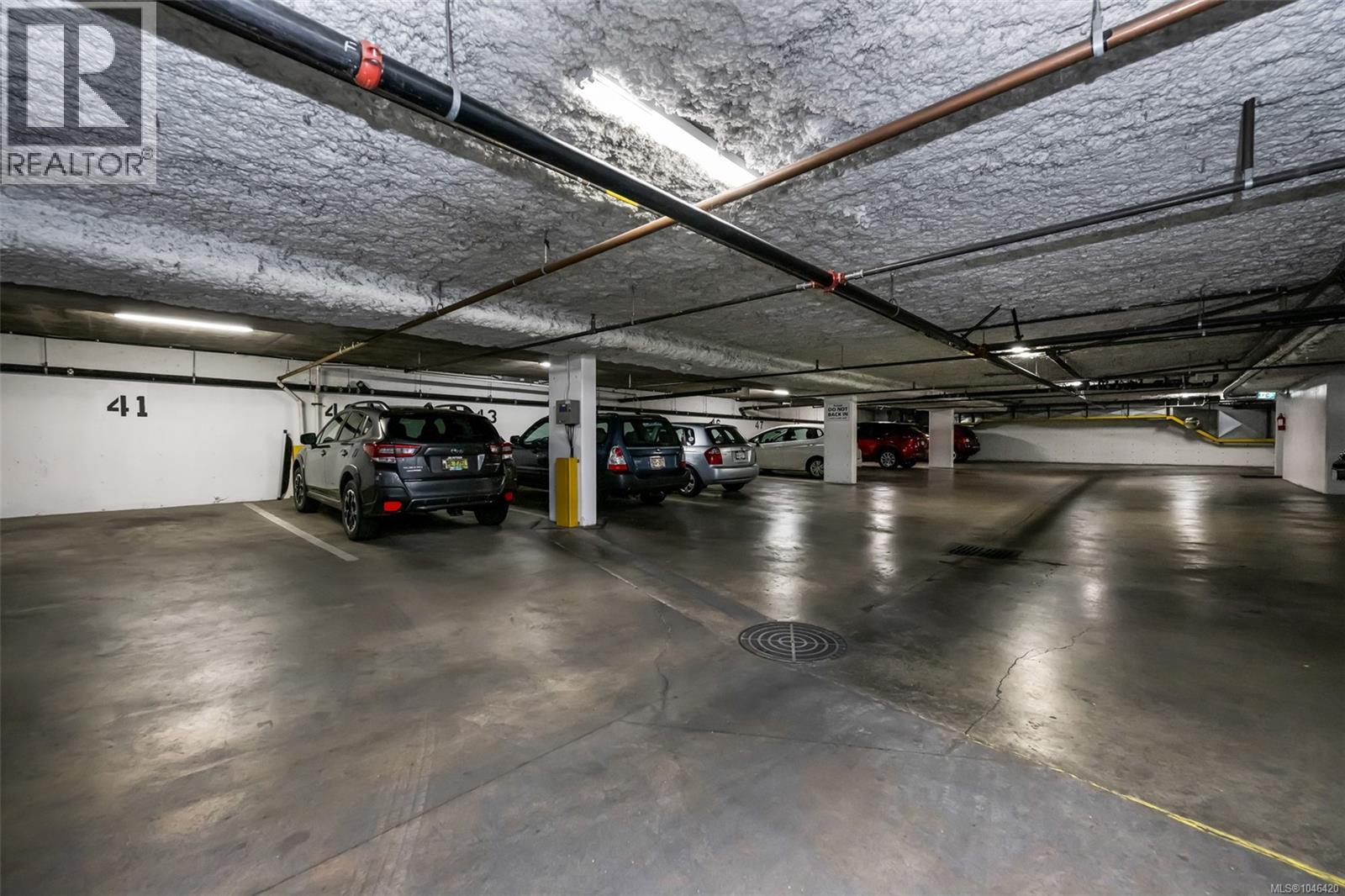 #401 1501 Richmond Ave - 37