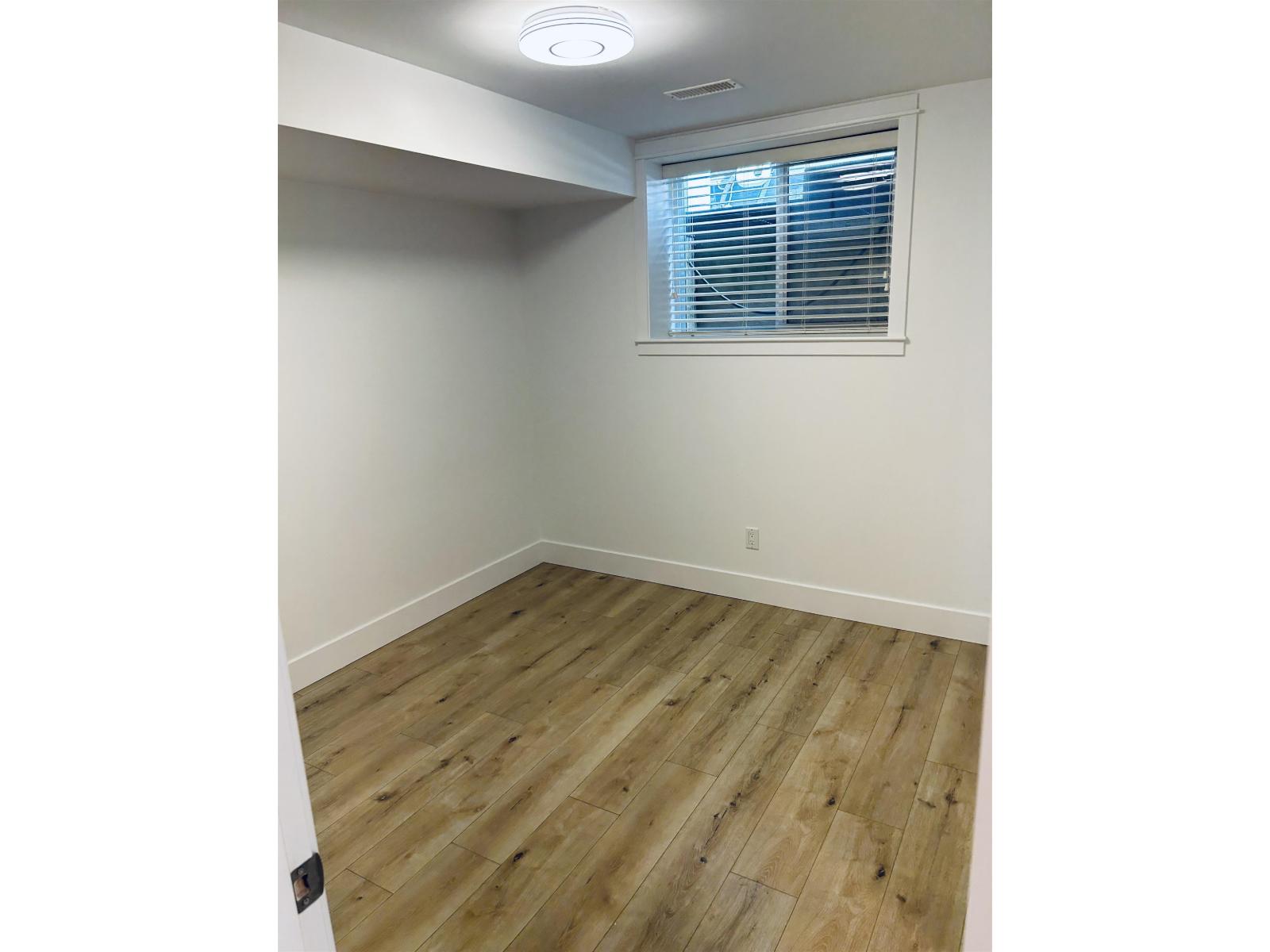 2 Bed, 1 Bath House for Rent in Surrey – Bsmt Suite-17291 1 AVENUE, Surrey – MLS# R3154009 - Image 10